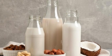 Can I make JOTIS products with a milk substitute such as soya milk or almond milk?