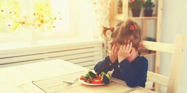 Child neophobia: when a child is afraid to try new foods.